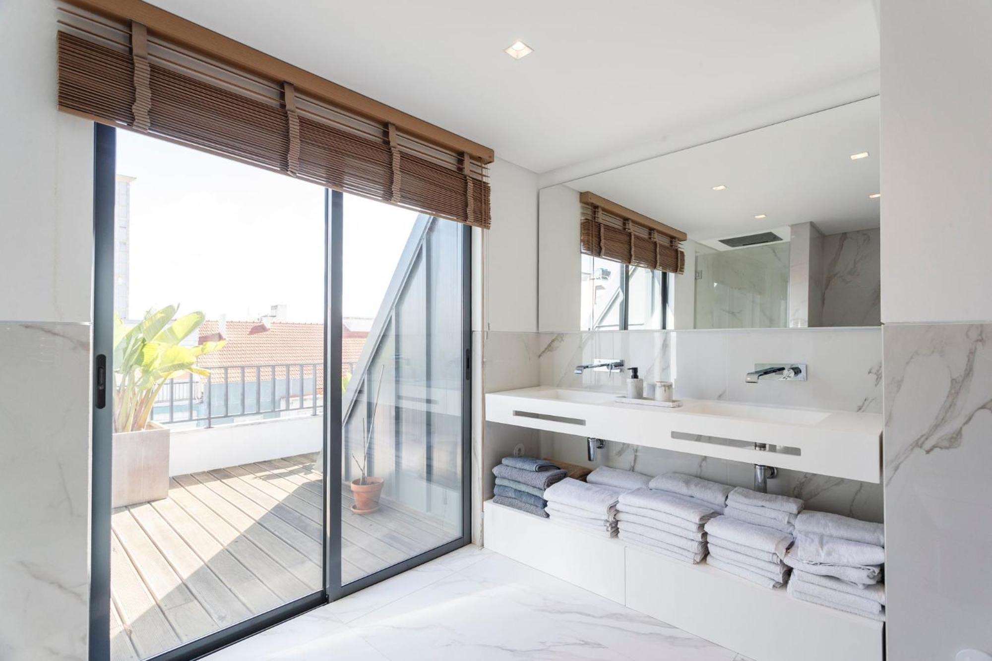 Luxury Suite With Balcony And Shared Accommodation In The Parque Eduardo VII Area Lisabona Exterior foto